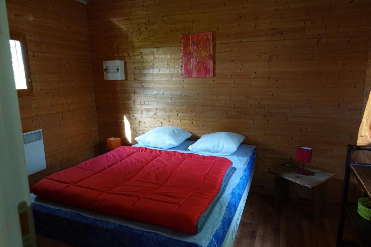 Camping Le Montbartoux Vollore-Ville ภายนอก รูปภาพ