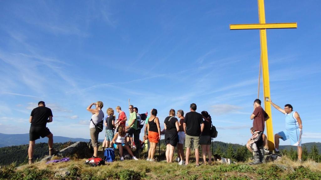 Camping Le Montbartoux Vollore-Ville ภายนอก รูปภาพ