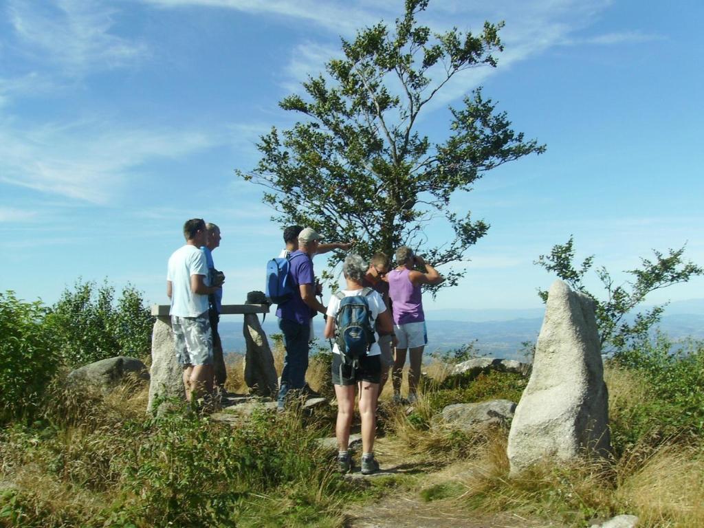 Camping Le Montbartoux Vollore-Ville ภายนอก รูปภาพ
